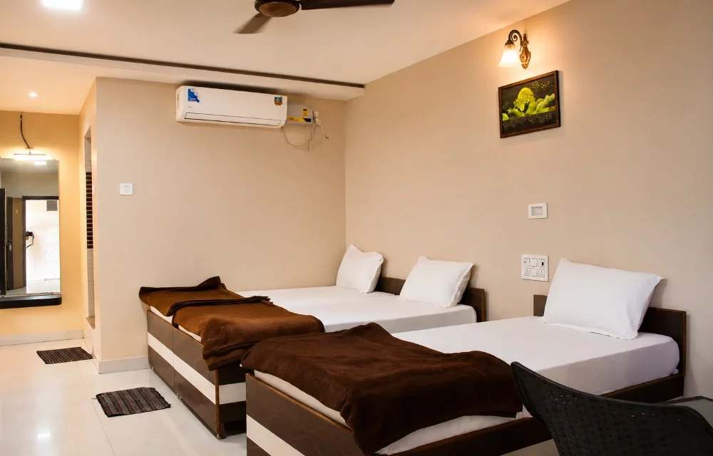 Triple AC Room at Hotel Sri Ram